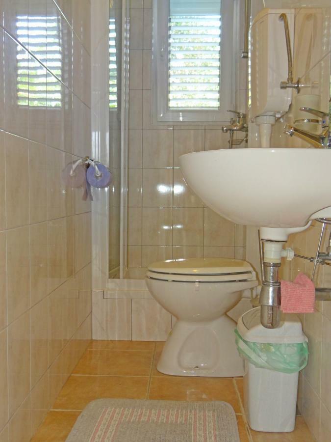 Petar Apartment Кърк Екстериор снимка